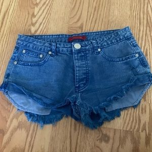 Signature 8 Jean shorts